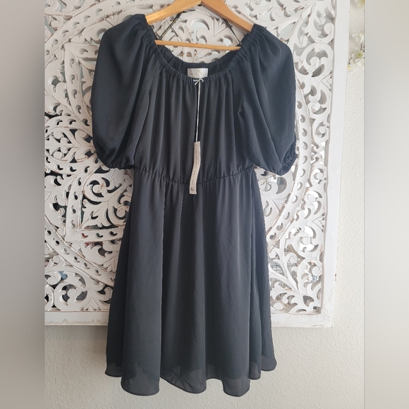 AMANDA UPRICHARD CLASSIC LIYTLE Black dress with Puff Sleeves NWT SIZE 8P - Picture 1 of 10